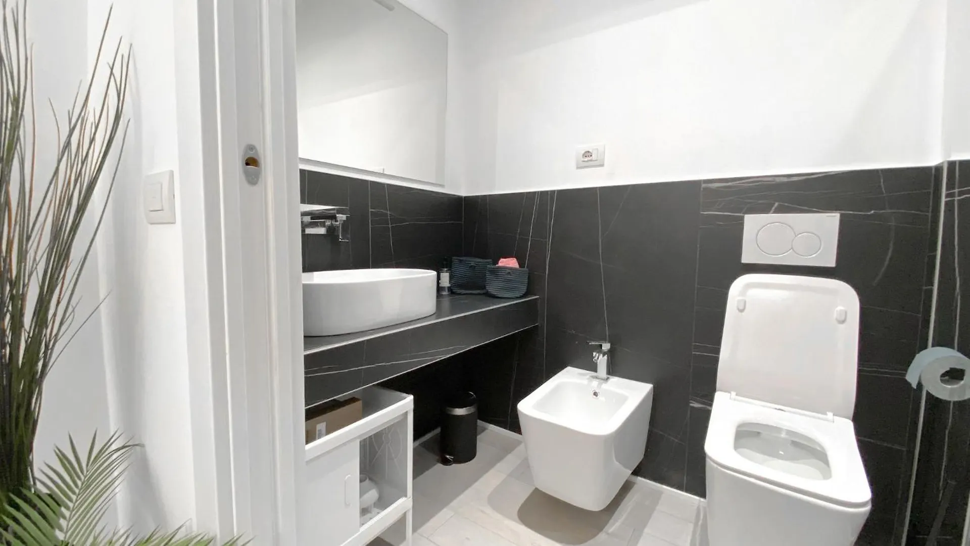 Apartment Cardano Suite - 5 Min From Central Station Milan