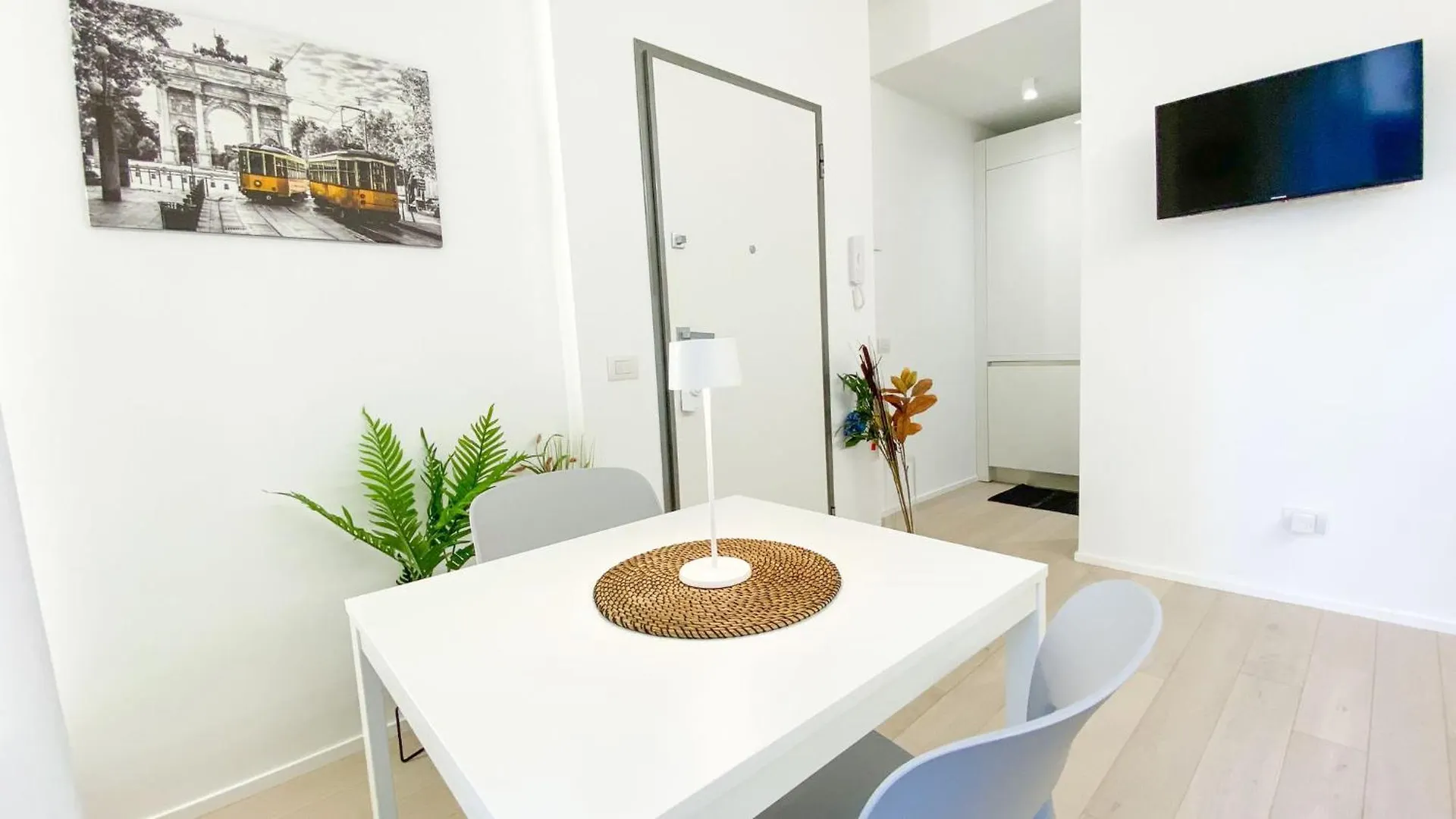 Cardano Suite - 5 Min From Central Station Milan